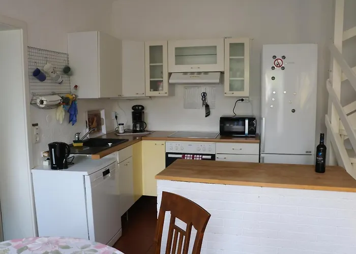 Gelbeshaus1 Schwalbach am Taunus